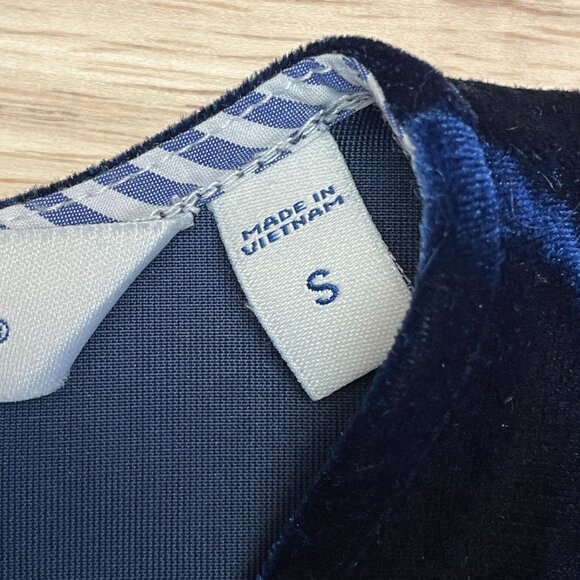 Vineyard Vines Womens Velvet Sleeveless Top Size S Blue Holiday Party Preppy - Picture 11 of 12